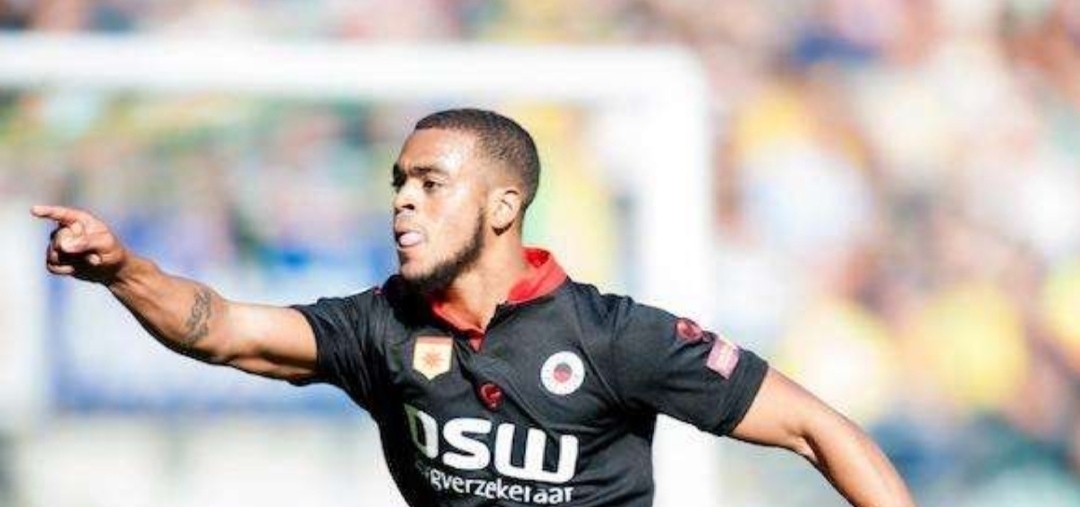 她们各自拥 她们各自拥