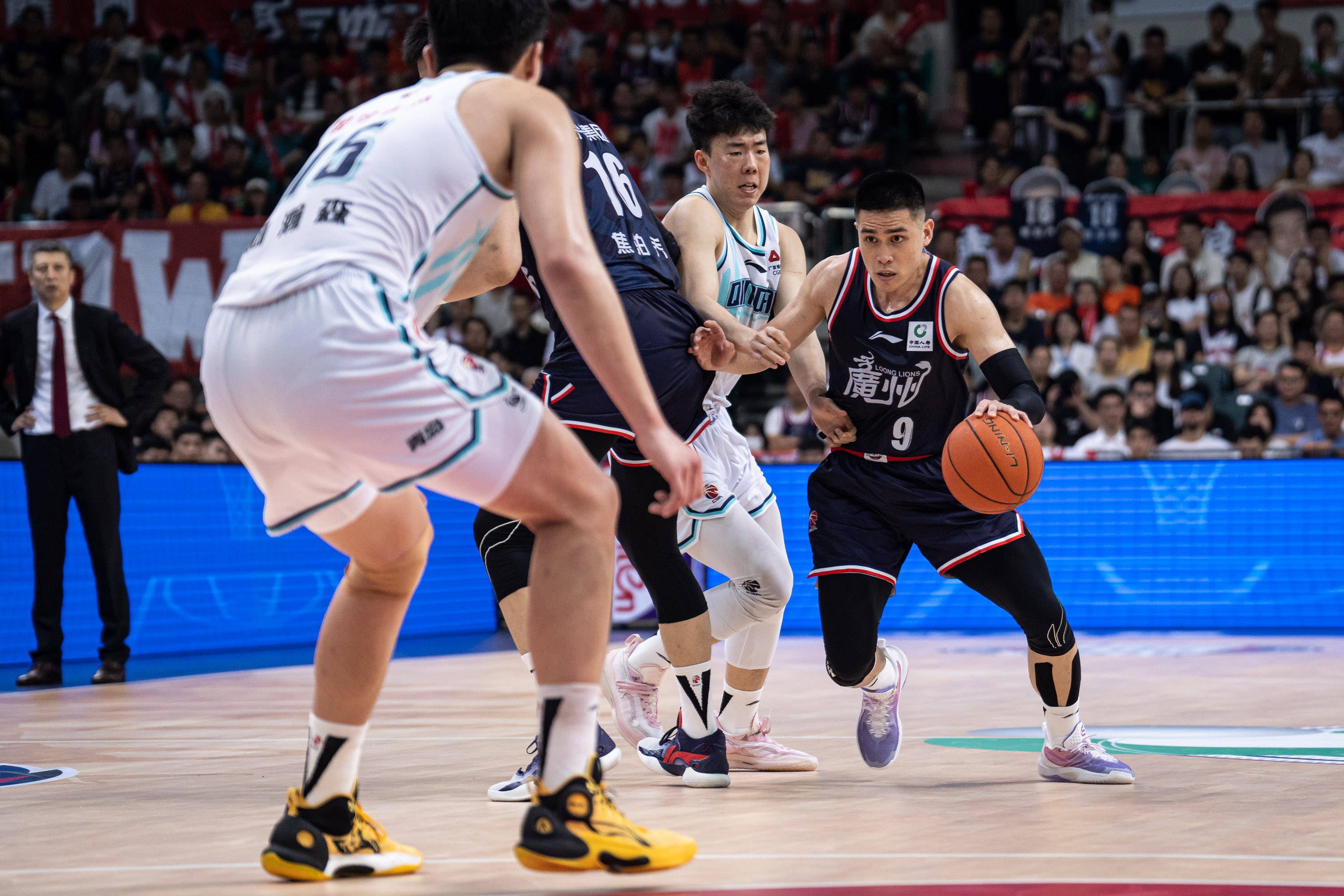 伤痛常常让 伤痛常常让